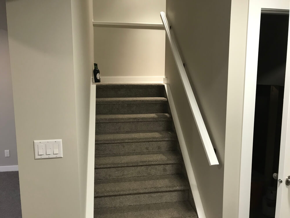 basement-carpet-stairs-installation